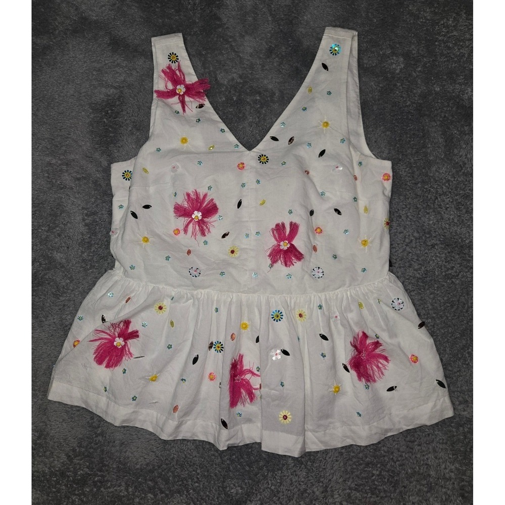 Crown & Ivy Floral Embroidered Peplum Top Sleeveless White XS Smocked Fairy - Picture 1 of 8